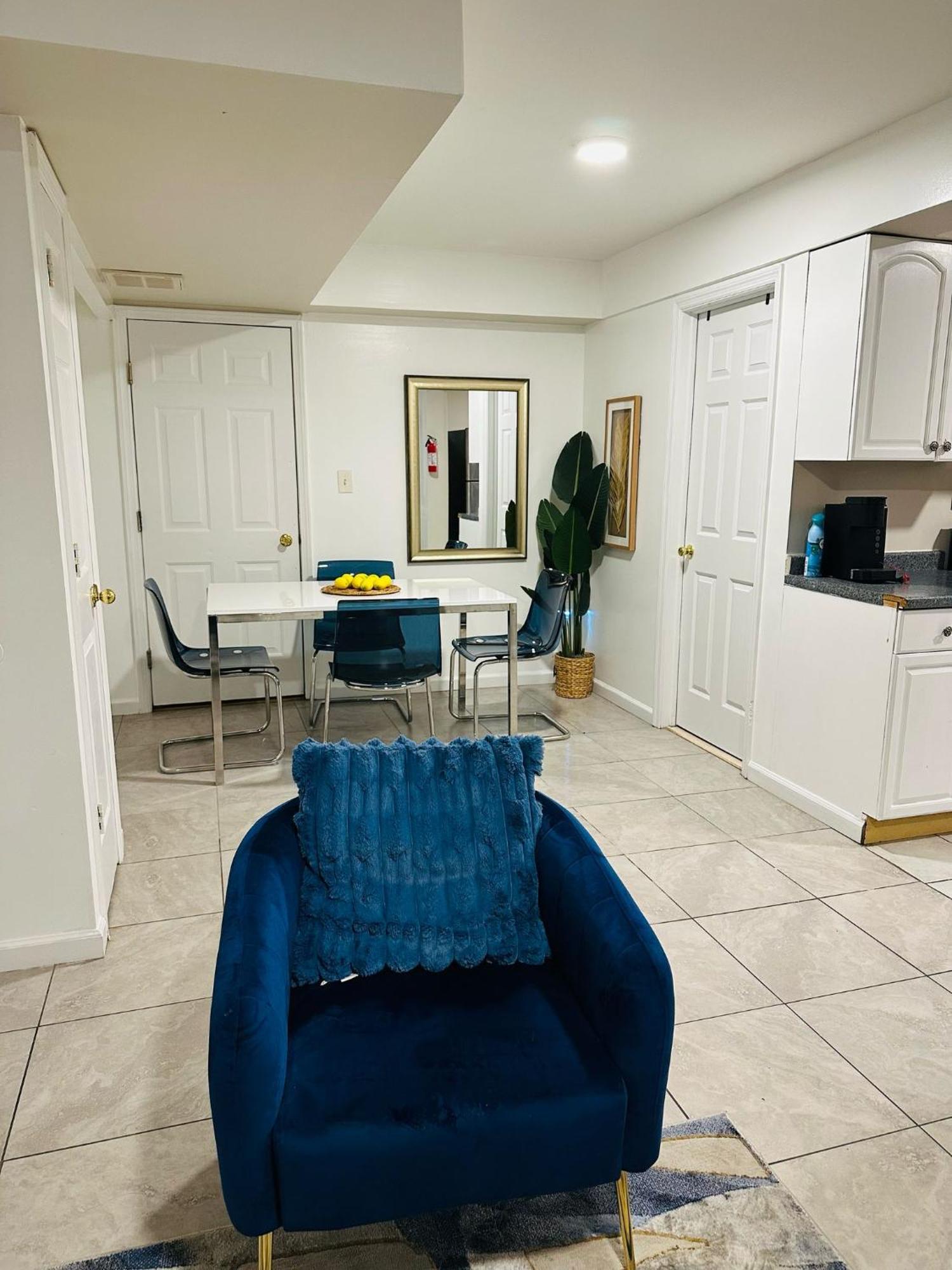 Cosy Bedroom 6 Minutes To Ewr Prudential Hotels Pen Station นูวาร์ก ภายนอก รูปภาพ
